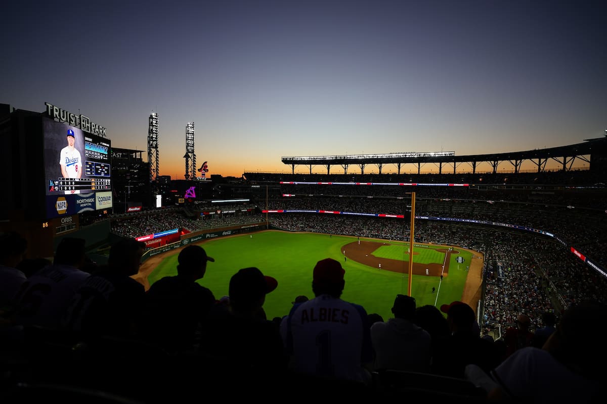 La foto del miércoles 7 de octubre de 2026 muestra el cuarto juego de la serie divisional de la Liga