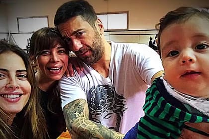 La foto junto a Silvina Luna, Ximena Capristo y su hijo que publicó que Gustavo Conti en las últimas horas