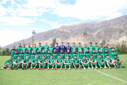 El seleccionado, que debe sortear una interna feroz tras la muerte del anterior presidente de la Federación Boliviana de Fútbol, César Salinas.