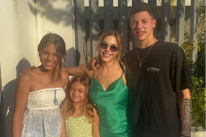 La foto que compartió Evangelina con sus hijos y ya sin Demichelis