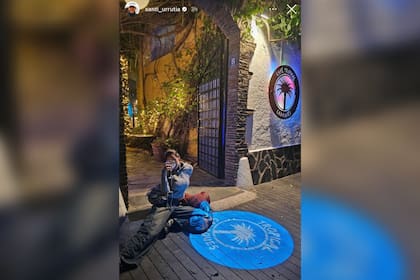 La foto que compartió Santiago Urrutia que alimentó los rumores de romance con Cande Tinelli (Foto: Instagram @santi_urrutia)