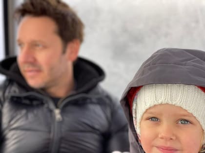 La foto que el actor chileno compartió junto a su hija en Villa La Angostura