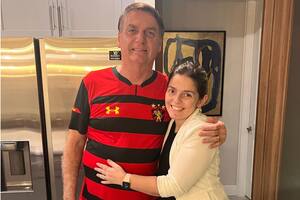 La foto que posteó en su Instagram la chef brasileña Karlota Fonseca junto a Jair Bolsonaro, cuando le cocinó al ahora expresidente en Orlando, el 31 de diciembre pasado
