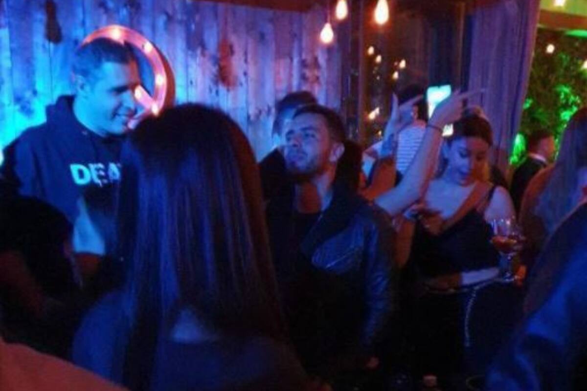 La foto que recibió Cinthia Fernández donde aparece Defederico en una fiesta