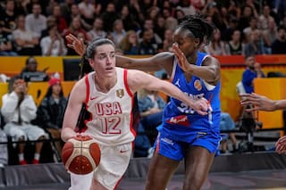 EE.UU. obtiene su quinto título seguido del Mundial femenino de baloncesto al vencer 97-79 a Francia