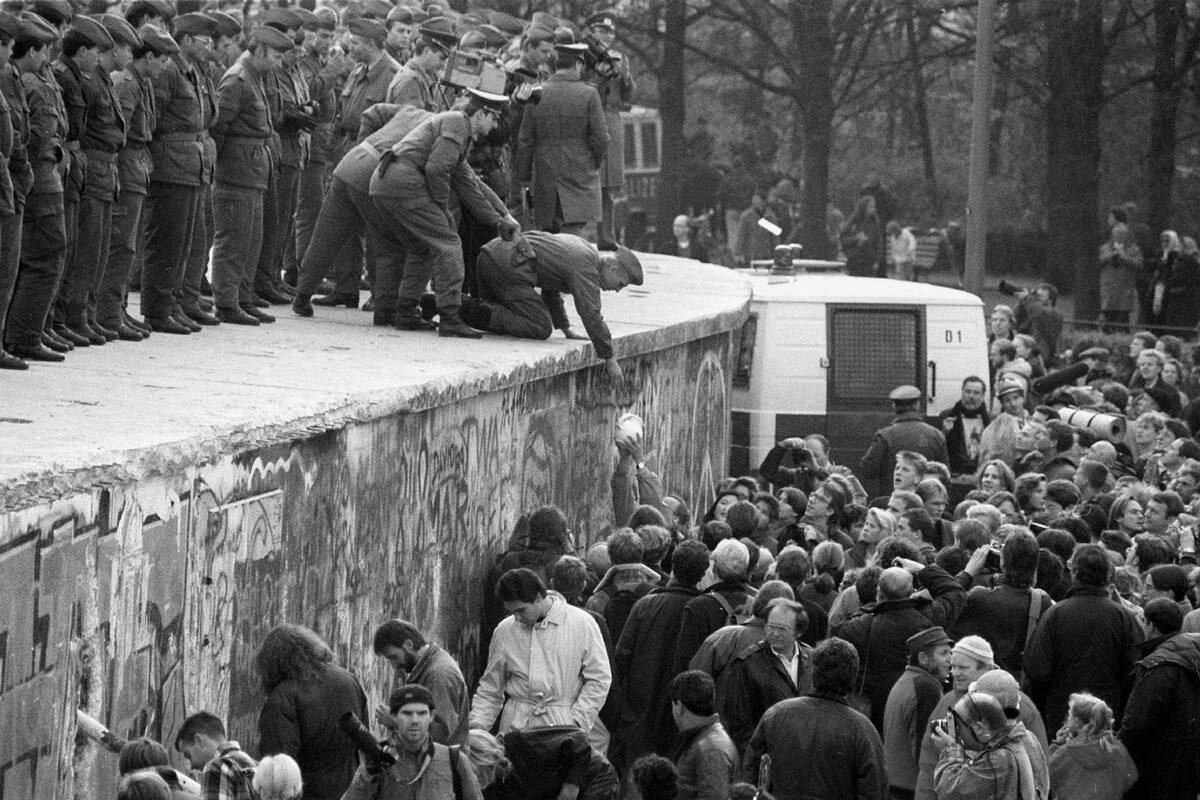 La frontera política, ideológica y geográfica entre la Europa Occidental (Bloque Capitalista) y Europa Oriental (Bloque Comunista), después de la Segunda Guerra Mundial