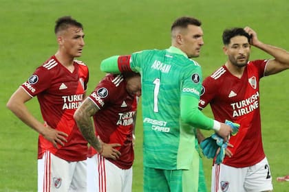 La frustración de Romero, Enzo Fernández, Armani y Casco