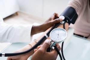 La fruta que desintoxica el hígado, reduce la presión arterial y tiene un sabor exquisito