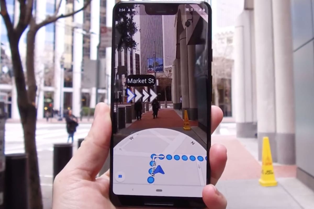 La función Live View combina la navegación guiada en el mapa digital junto a elementos de la tecnología de realidad aumentada