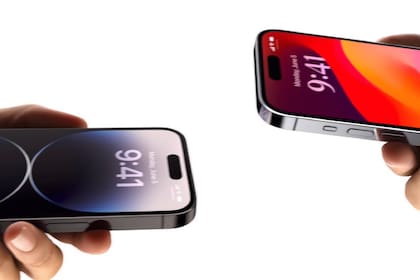 La función NameDrop permite intercambiar información personal con otros iPhone