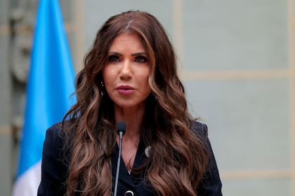 La funcionaria elegida por Trump anunció que el gobierno entregará el dinero el próximo 22 de octubre