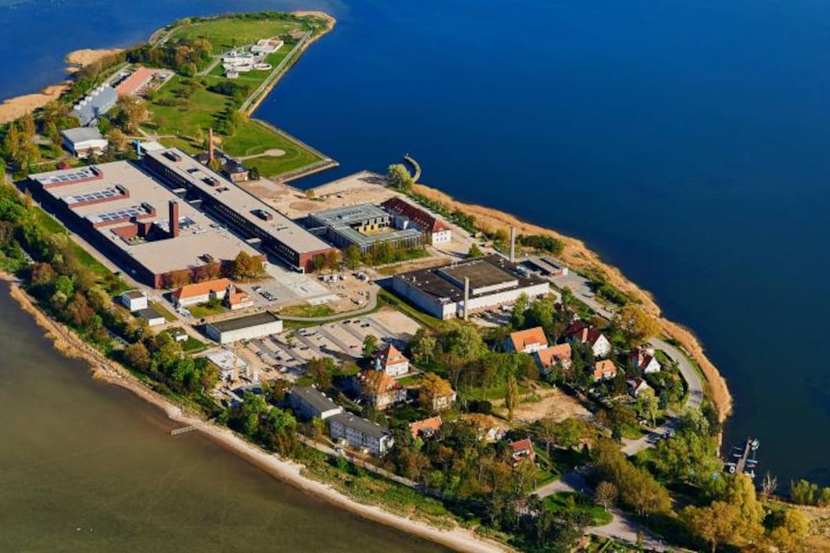 La fundación de esta isla se remonta a 1910