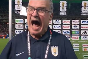 La periodista que entrevistó a Bielsa reveló qué ocurrió antes del exabrupto del DT en el Mundial
