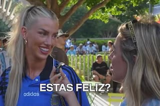 Kelci Rose, la novia de Senesi, habló sobre el banderazo de los hinchas argentinos: “Crazy”