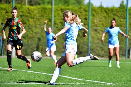 La futbolista sueca Maja Gothberg jugando para Lazio en un partido de la Serie B, en 2024
