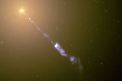 La galaxia elíptica M87