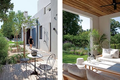 La galería tiene un el living con muebles de madera (Sol Palou Deco).
