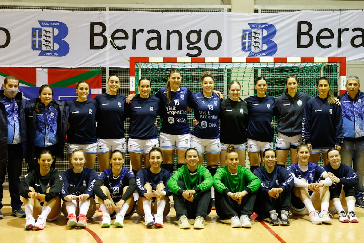La Garra en la concentración previa al Mundial de España 2021. Crédito: Confederación Argentina de Handball