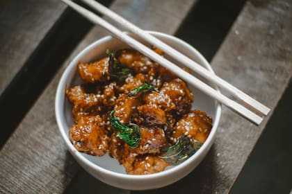 La gastronomía coreana tiene ingredientes claves, muchos de los cuales son compartidos con la cocina asiática tradicional