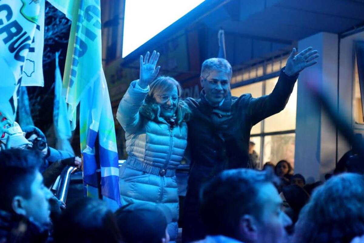 La gobernadora Alicia Kirchner anunció su triunfo durante la madrugada