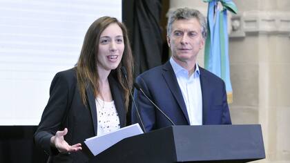 La gobernadora bonaerense María Eugenia Vidal junto al presidente Mauricio Macri
