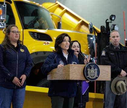 La gobernadora de Nueva York, Kathy Hochul, advirtió acerca del "peligro épico" al que estará expuesto el estado este fin de semana