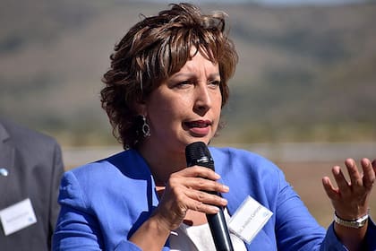 La gobernadora de Río Negro, Arabela Carreras