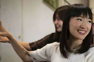Coronavirus en Tokio: la propuesta de la gobernadora que involucra a Marie Kondo