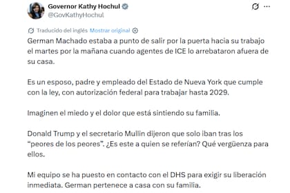 La gobernadora Kathy Hochul cuestionó la detención del trabajador venezolano y recordó que contaba con autorización federal para trabajar hasta 2029