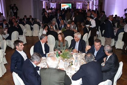 La Gobernadora Vidal asistió a la cena de inauguración de Expoagro