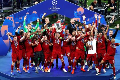 La gran consagración de Liverpool, que se quedó con la final entre equipos ingleses