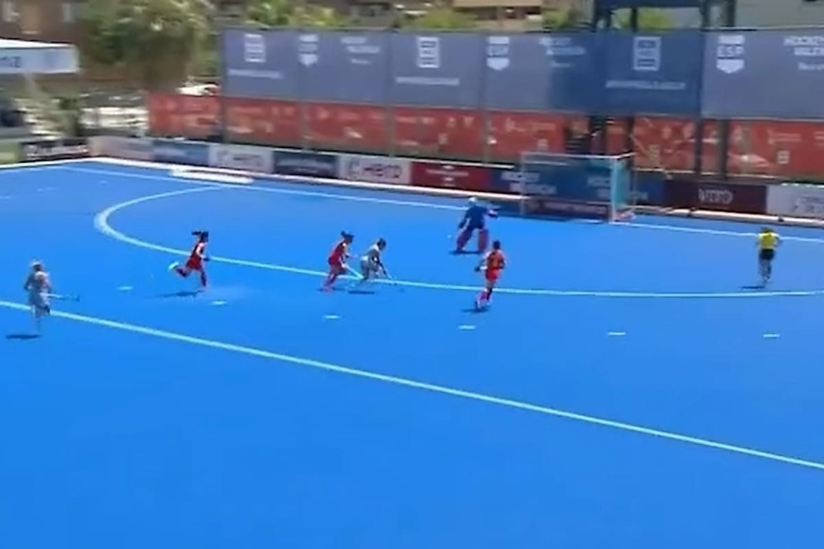 La gran corrida de Victoria Granatto para el tercer gol de las Leonas