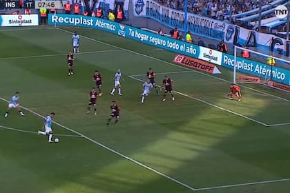 La gran definición de Nazareno Colombo para el 1-0 de Racing ante Instituto