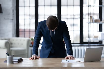La gran mayoría de los empleados están preocupados por su salud mental, y más de las tres cuartas partes mencionan el estrés y el agotamiento como los mayores desafíos