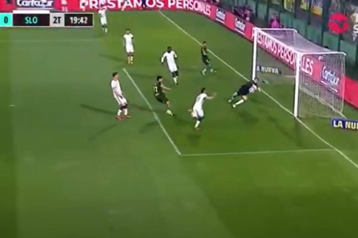 La gran respuesta de Augusto Batalla ante Alanís, una de las razones que explicaron el 0-0 entre Defensa y Justicia y San Lorenzo en Florencio Varela