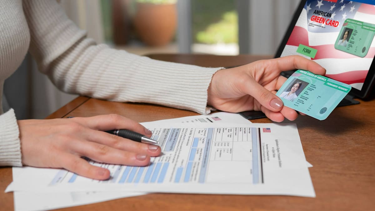 El paso a paso para pedir la renovación gratis la green card: lo que hay que saber - LA NACION