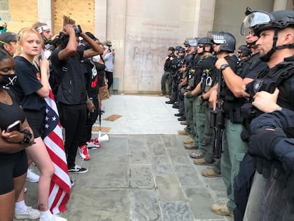 La grieta en la protesta.