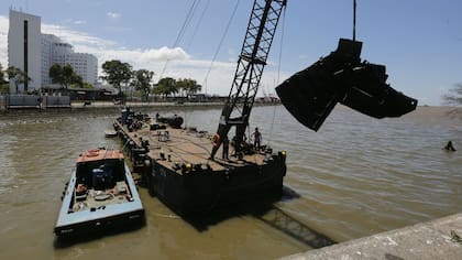 El barco que sacaron de Dársena Norte