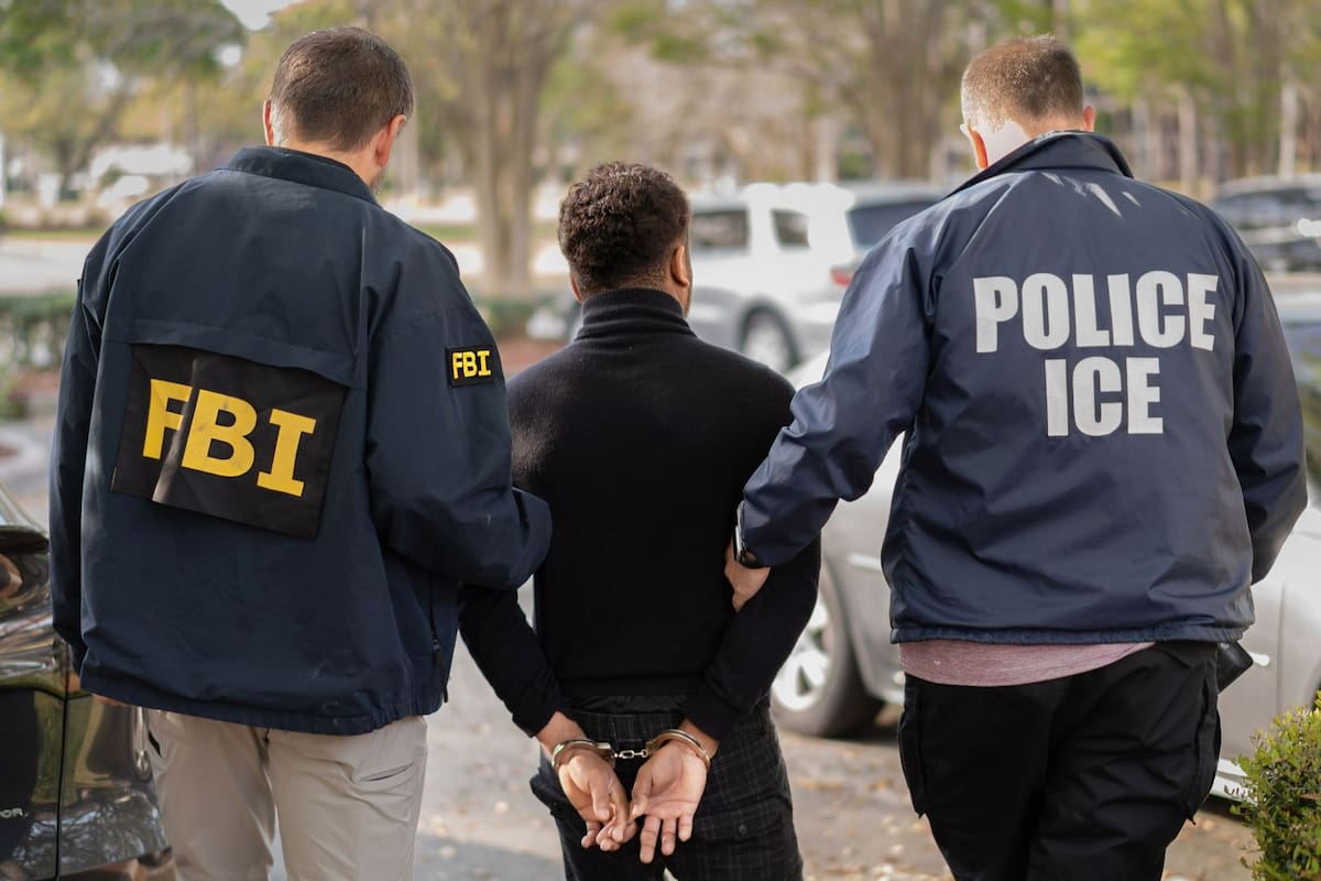 La GTFO Act propone prohibir que personas con antecedentes en la aplicación de leyes migratorias federales ocupen cargos de seguridad pública en California