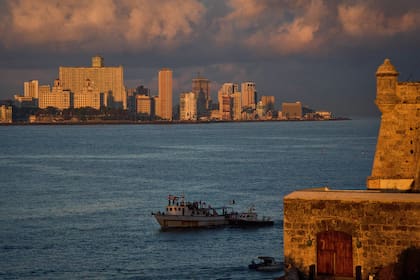 La Guardia Costera advirtió por la navegación ilegal desde aguas cubanas