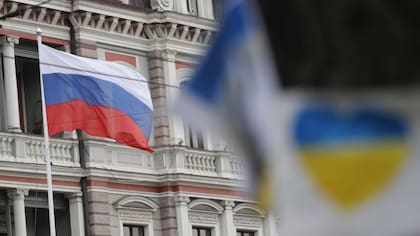 La guerra de Ucrania incrementó la actividad de los espías rusos y occidentales