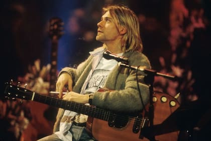 Kurt Cobain en el MTV Unplugged, una de sus últimas presentaciones