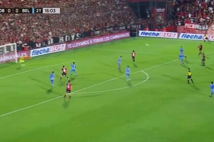 La habilitación perfecta de Ever Banega para Juan Ramírez