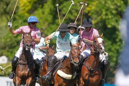 La Hache y La Hache Cría y Polo, el equipo A y el subsidiario que diseñó la familia Ulloa
