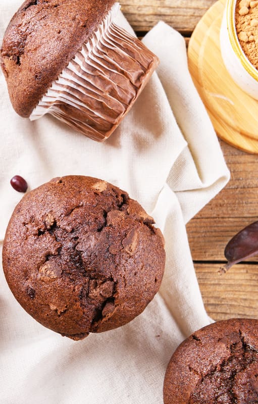La harina de algarroba es un alimento ancestral con aroma y sabor parecido al chocolate