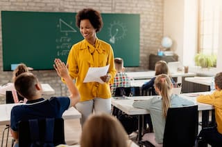 Qué dice la ley HB 561 de Florida que impacta a los docentes
