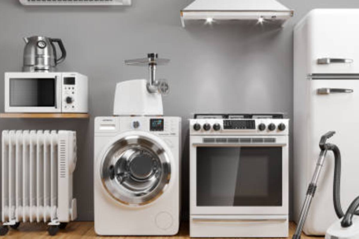 La heladera y el televisor son los electrodomésticos que más energía consumen en un hogar, aunque la primera está todo el día encendida y el segundo, unas horas por día