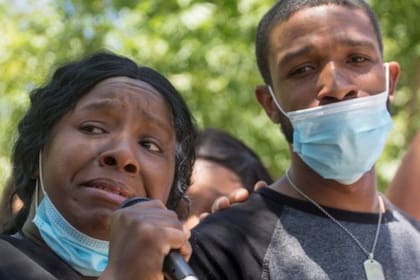 La hermana de Robert Fuller dijo que su hermano "no tenía tendencias suicidas"