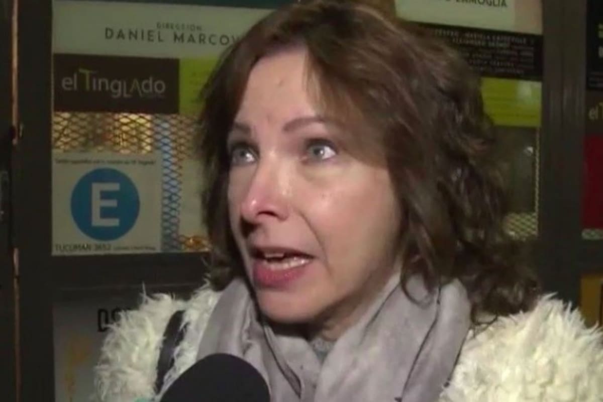 La hermana del actor le defendió de las acusaciones en un posteo en Facebook