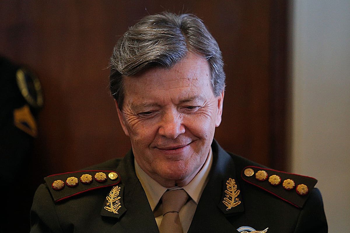La hermana del soldado Alberto Ledo -por cuya desaparición está acusado Milani- aseguró que en la absolución influyó "un sector político que lo tuvo como Jefe el Ejército"